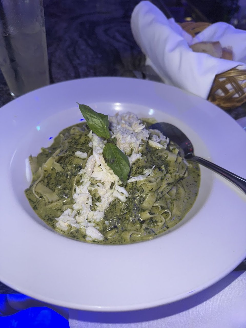Fettuccine Pesto & Crab